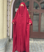 Elegant Maroon Irani Jilbab – Premium Full-Length Modest Wear - Image 2