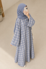 Women’s Loose Fit Crinkle Heavy Cotton Abaya | Modest Islamic Long Dress with 2 Pockets, 3 Front Buttons & Flared Sleeves | Comfortable Full-Length Abaya for Daily & Casual Wear - Image 4